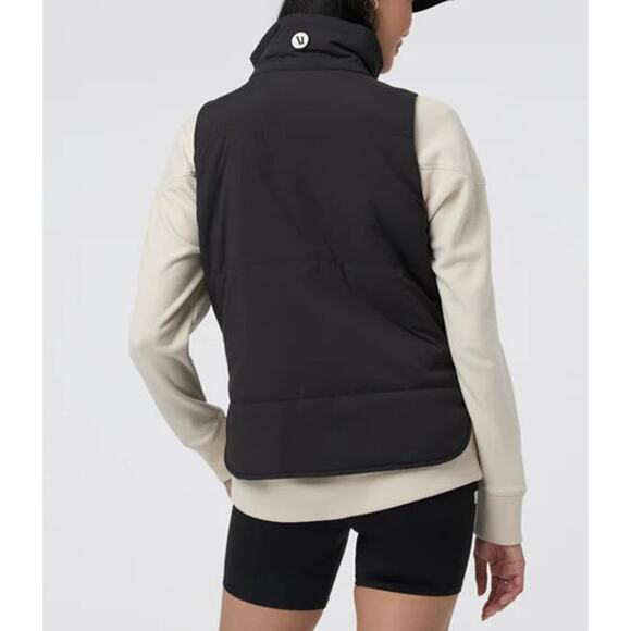 Vuori Canyon Full Zip Outdoor Hiking Insulated Vest Jacket Black XL - Picture 2 of 8